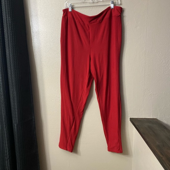 Terra & Sky Pants - Red Legging